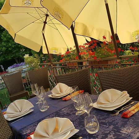 Ristorante Primula Bianca Hotel Varzi Kültér fotó