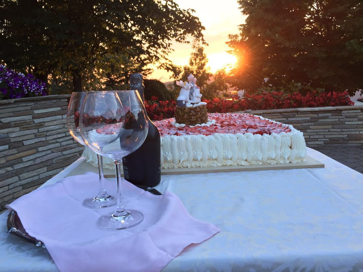 Ristorante Primula Bianca Hotel Varzi Kültér fotó