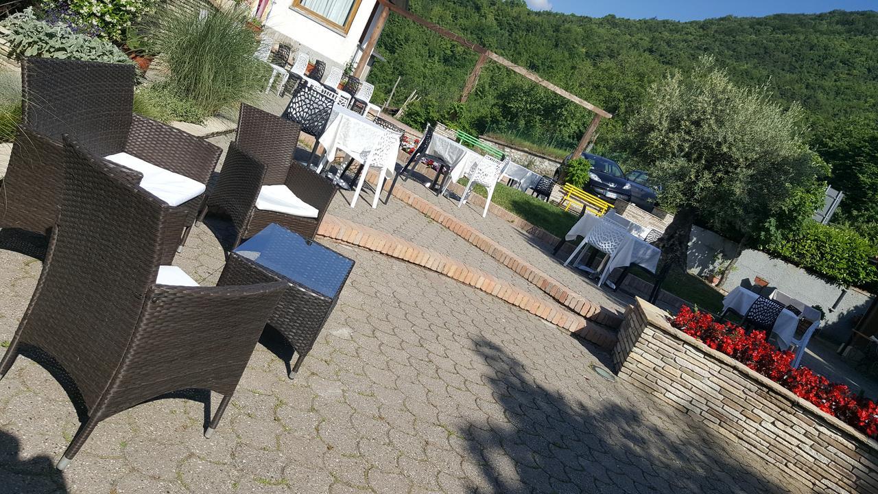 Ristorante Primula Bianca Hotel Varzi Kültér fotó
